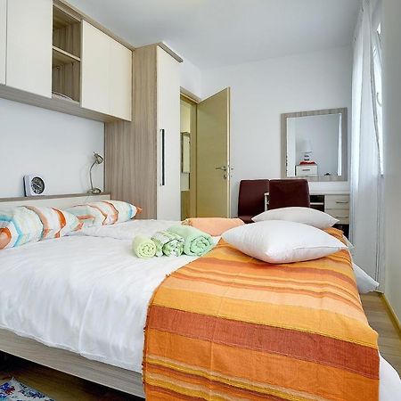 Apartments Elviana Pola Esterno foto