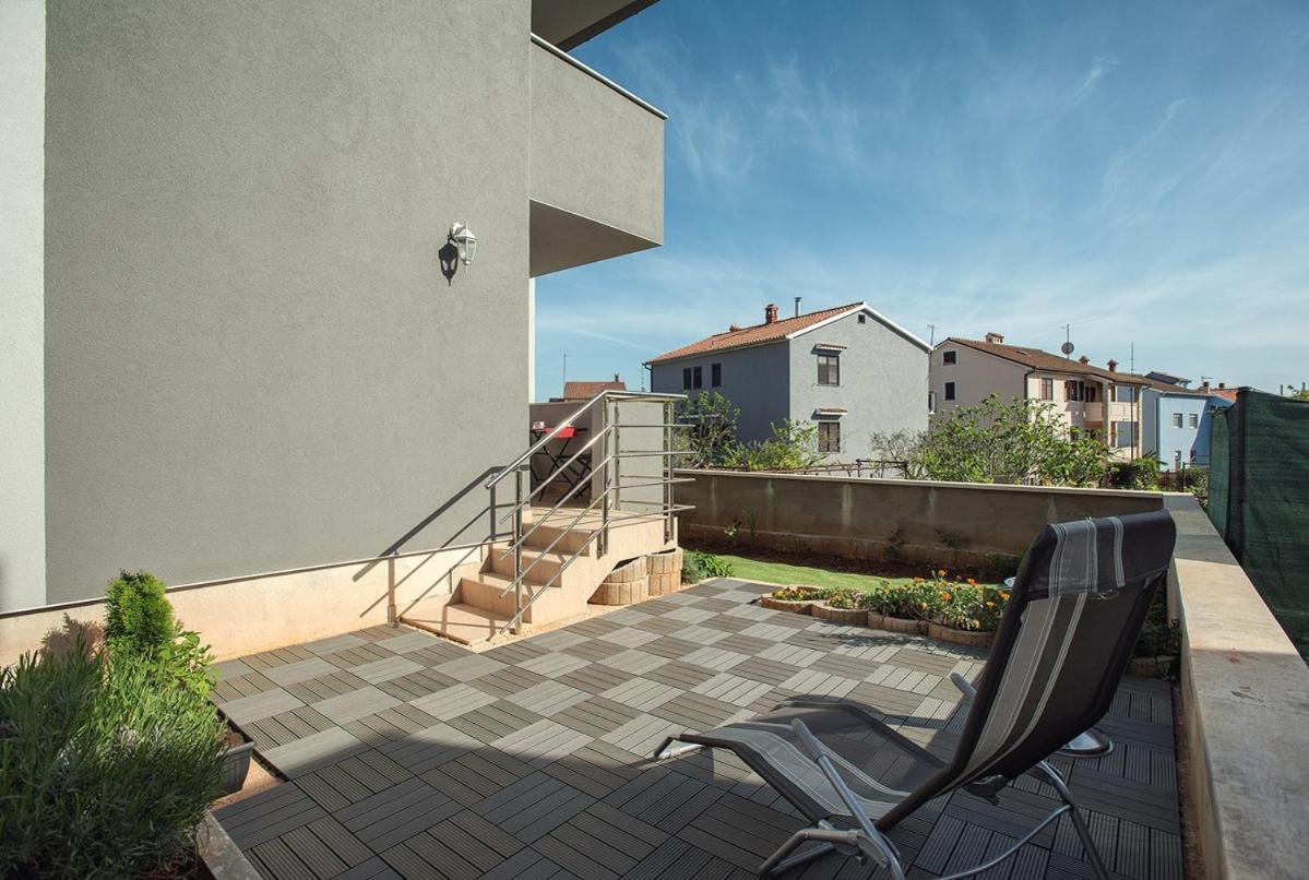 Apartments Elviana Pola Esterno foto