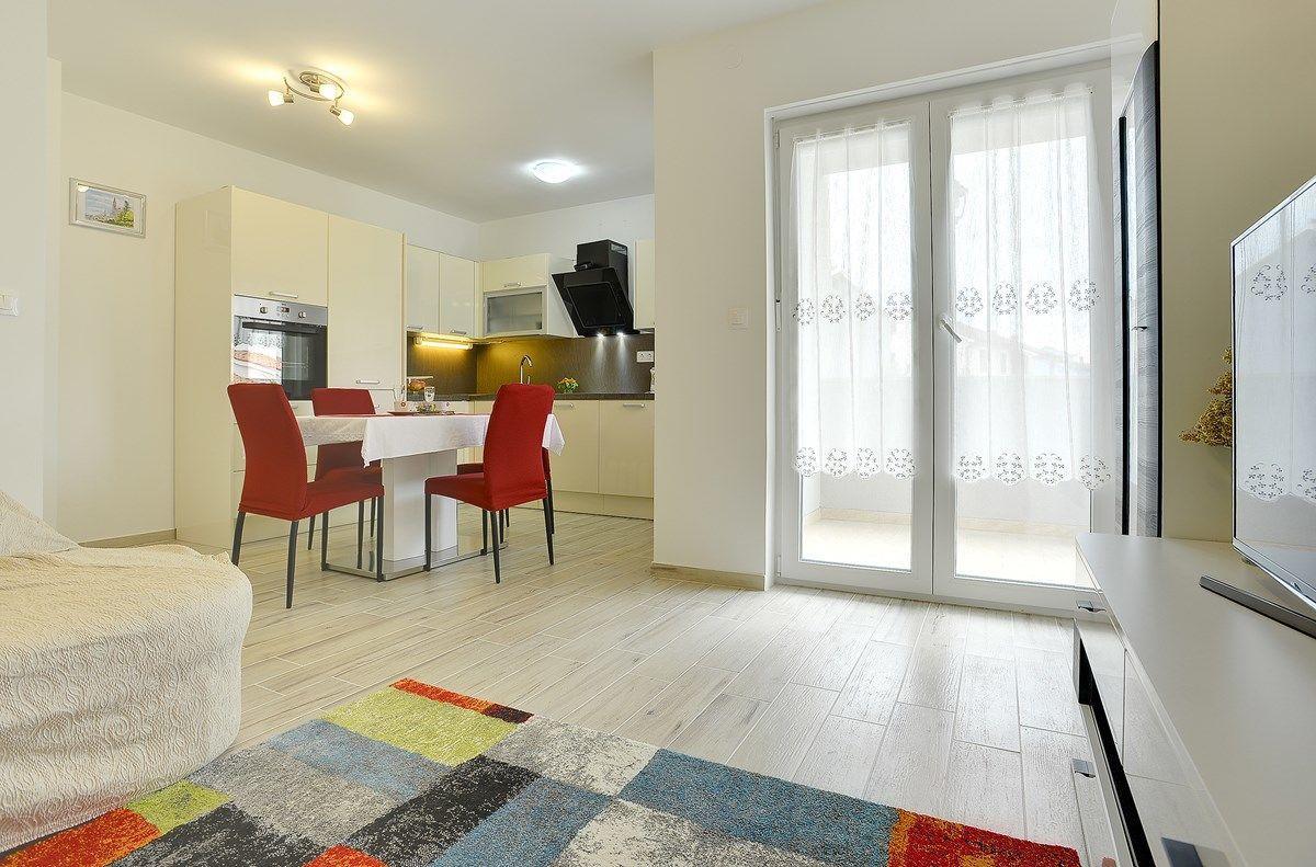 Apartments Elviana Pola Esterno foto