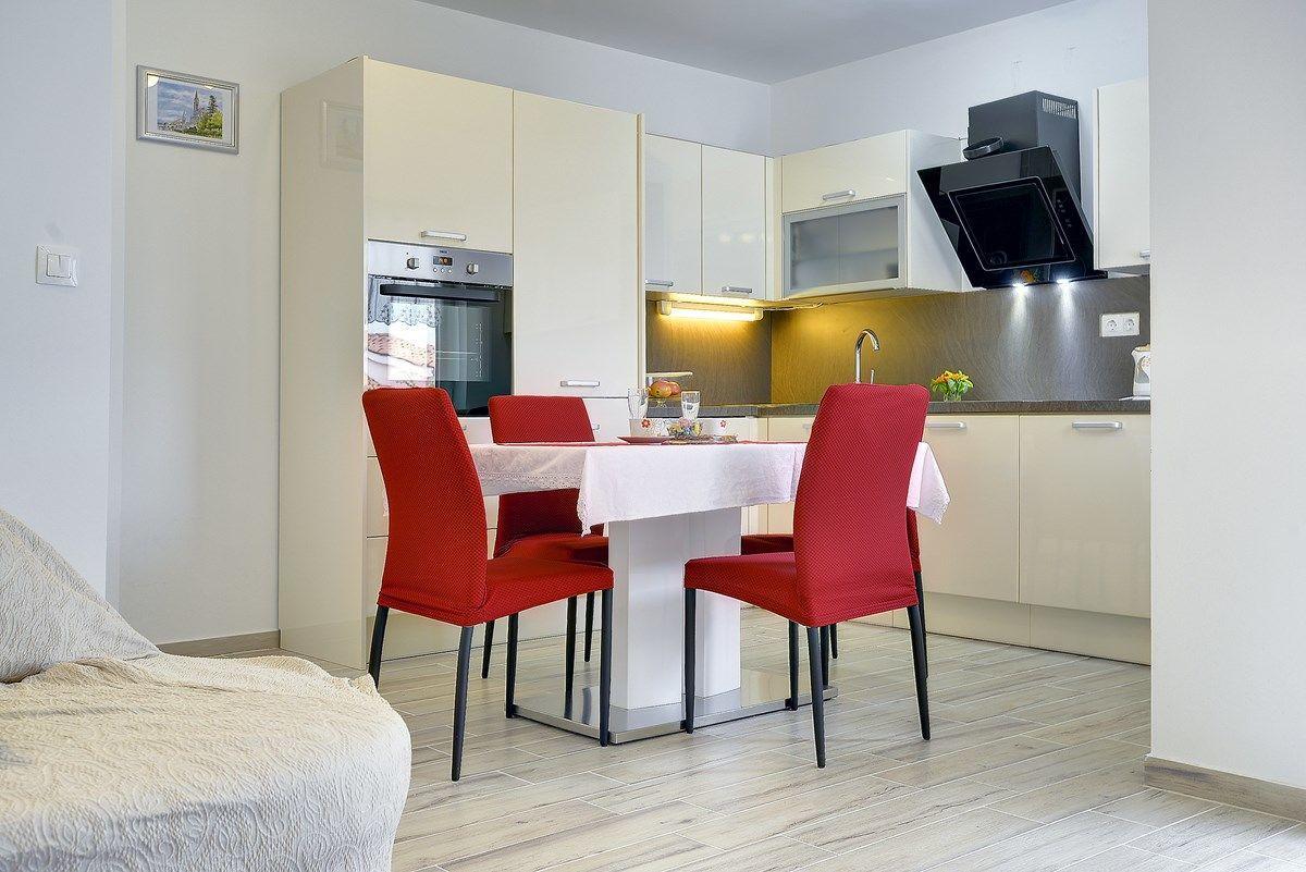 Apartments Elviana Pola Esterno foto